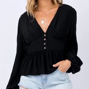 🆕 Black Andover Top